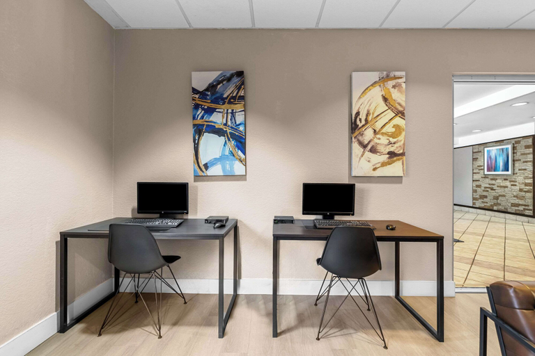 Others 5, Suburban Studios Orlando - Ocoee/Winter Garden, Orange