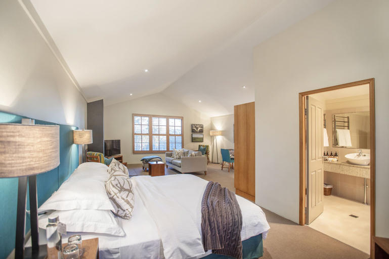 Bedroom 5