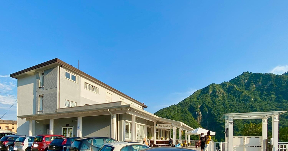 Others 4, Albergo Lodrino, Brescia