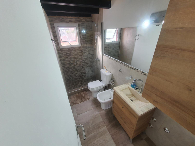 Bathroom 3, Mantra, Bariloche