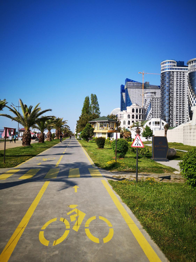 Surrounding environment, Orbi City 22 Heaven Batumi, Batumi
