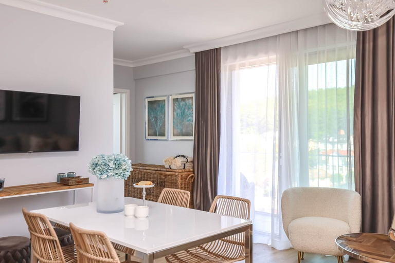 Others 5, BALTIC RIVIERA Taras Widok na morze i las by stayly, Kamień