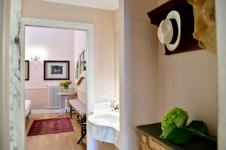 Bathroom 4, La Croce D'oro Santa Croce Suite Apartments, Florence
