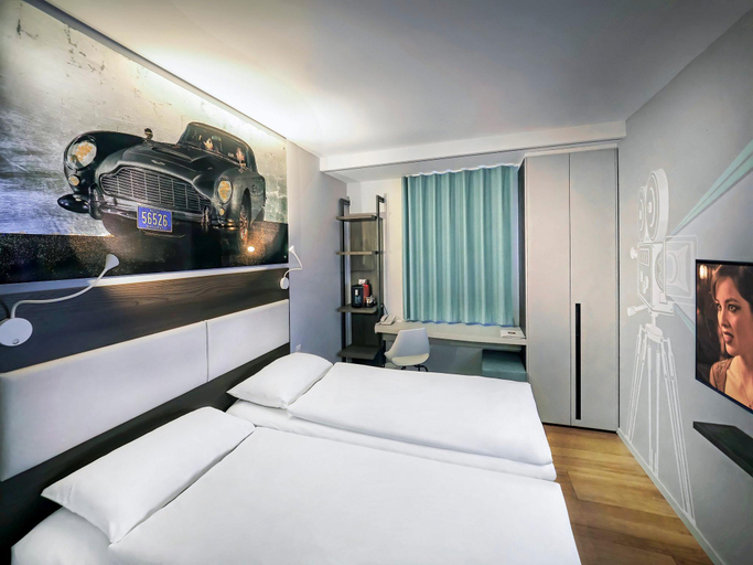 Bedroom 6