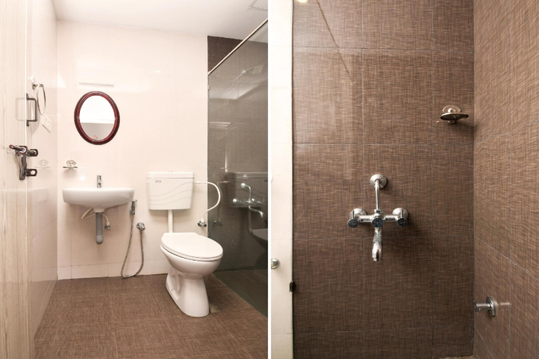 Bathroom 4, Hotel Royal Regency, Dakshina Kannada