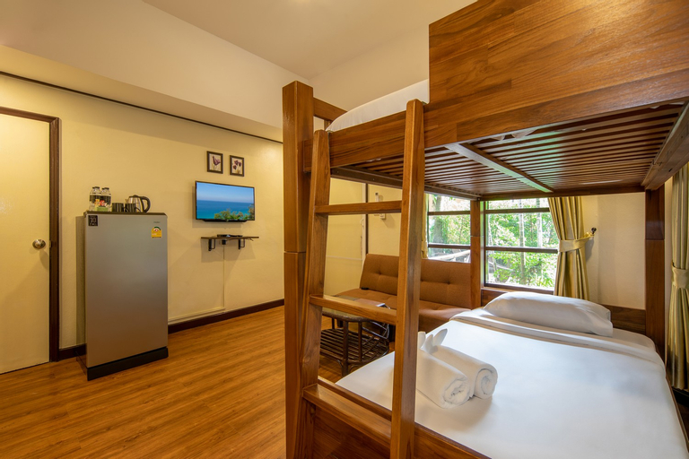 Bedroom 16