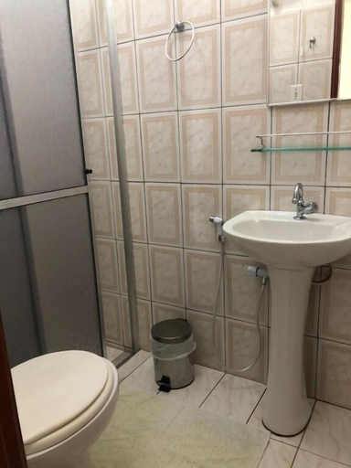 Bathroom 3, Pousada Recanto das Flores, Aiuruoca