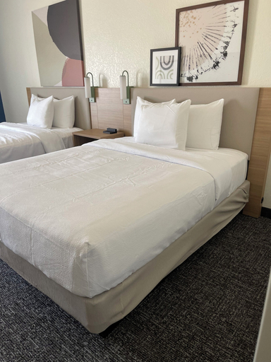 Bedroom 3, Spark by Hilton Brandon, Rankin