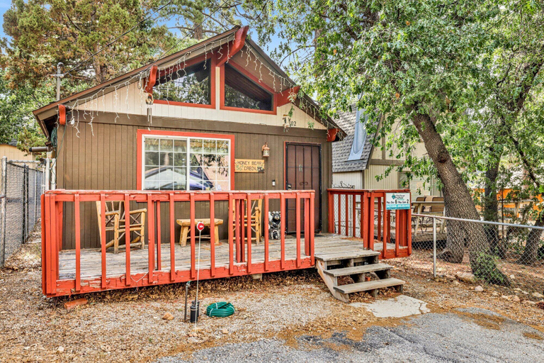 Exterior & Views 2, Moreno Pines Cottage #2468, San Bernardino