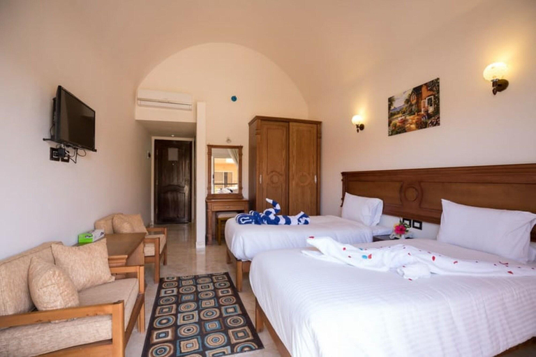 Bedroom 3, Silver Beach Boutique Hotel, Al-Qusayr