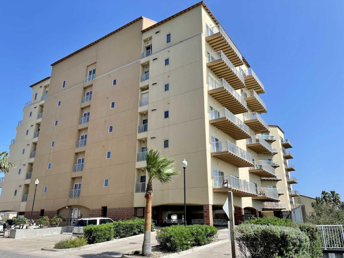 Others 1, LAGUNA BAY 302N condo, Cameron