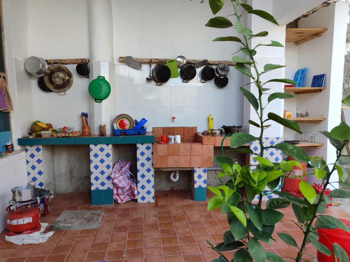 Food & Drinks 3, Rafiki Backpackers-hostel, Kaskazini 'A'