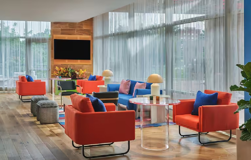 Public Area, Graduate by Hilton Cincinnati, Hamilton