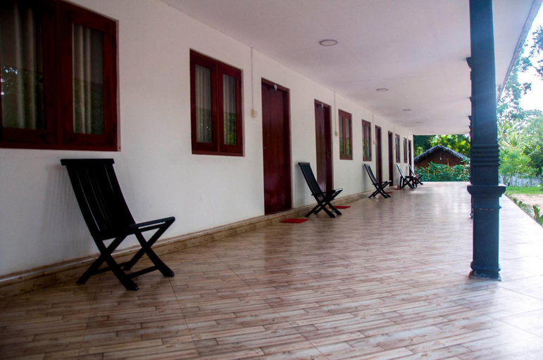 Others 3, Hotel Chanaya, Ambanpola