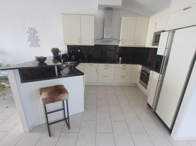 Private kitchen 5, Dijkvilla on the Ijsselmeer