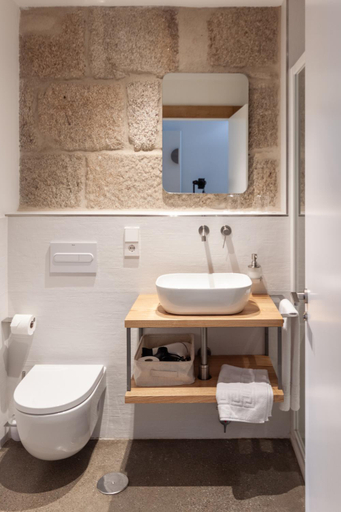 Bathroom, La Fonda, Pontevedra