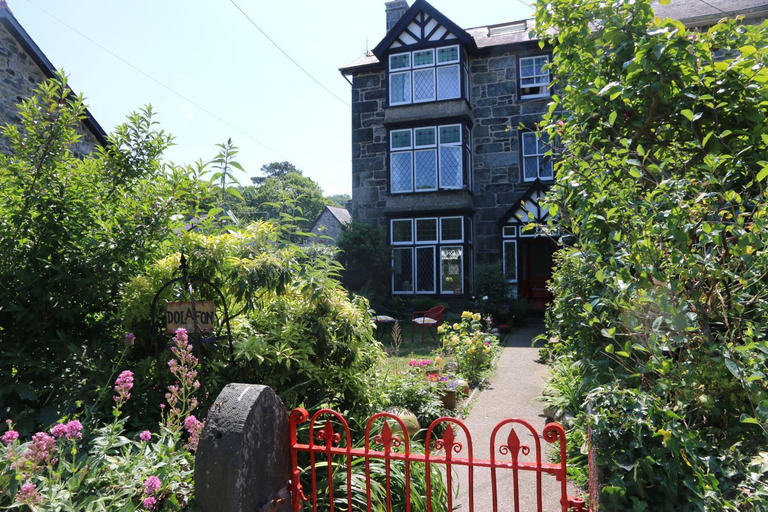 Others 3, Dolafon, Gwynedd