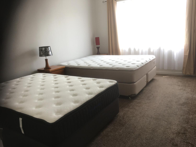 Others 3, Mini Homestay, Manukau