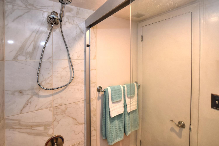 Others 5, Daytona Beach studio condo with beautiful Ocean view, Volusia
