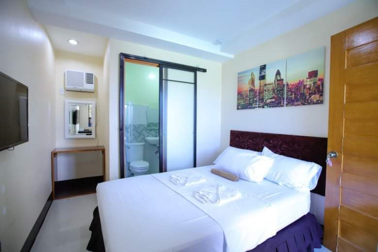 Bedroom 2, Marco’s Tourist Inn By Reddoorz, Ormoc City
