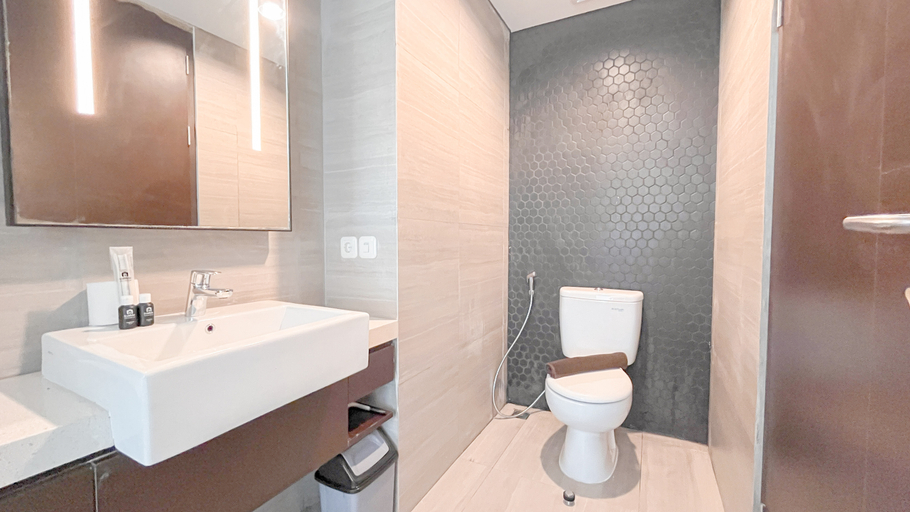 Bathroom 5, Studio Room at Skales Residence Near Nusa Dua Beach, Badung