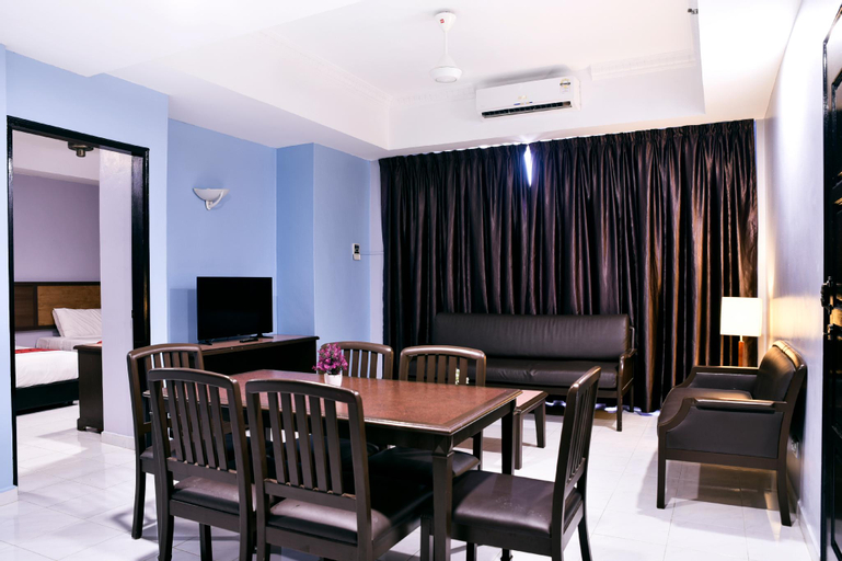 Dining Room 2