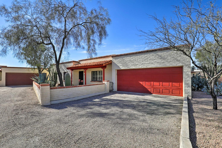 Exterior & Views 1, Bright Tucson Home w/ Patio By Rillito River Path!, Pima