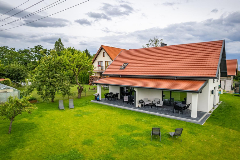 Others 3, Apartamenty Literowka, Mrągowo