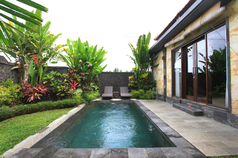 Swimming Pool 10