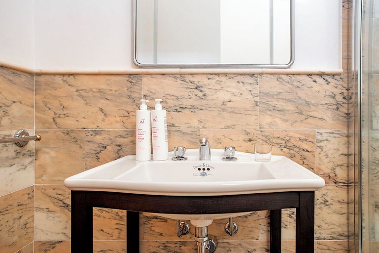 Bathroom 3, Ortigia Seafront Apartment by Wonderful Italy, Syracuse