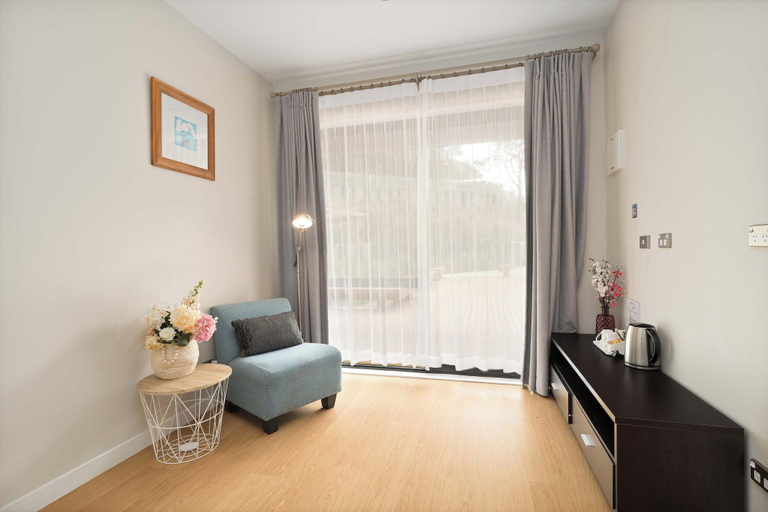 Bedroom 3, Alpaca Manor, Rodney