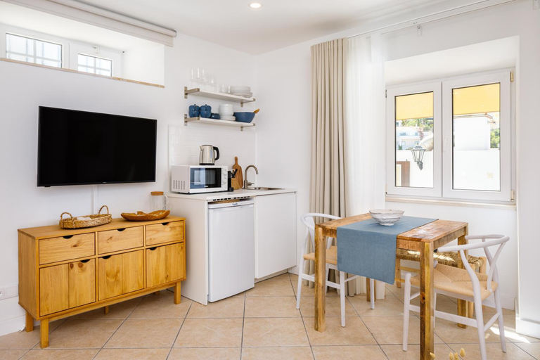 Others 5, CASA 4YOU, Lagoa