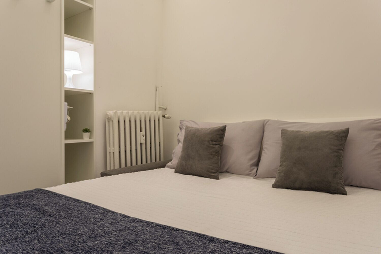 Bedroom 3, L'angolo di Piazza Castello by Wonderful Italy, Torino