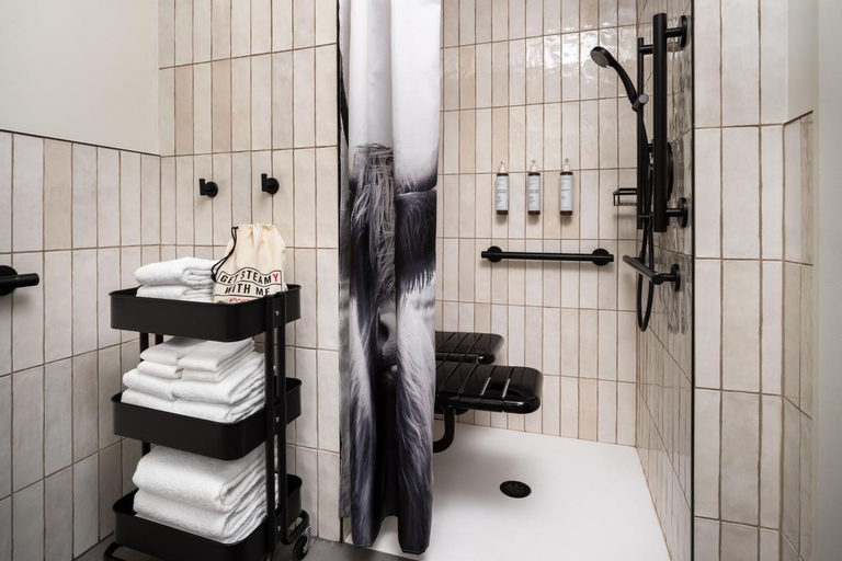 Bathroom 5