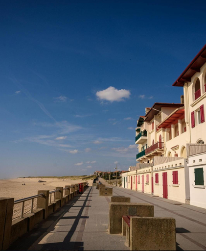 La Junior Suite, Landes