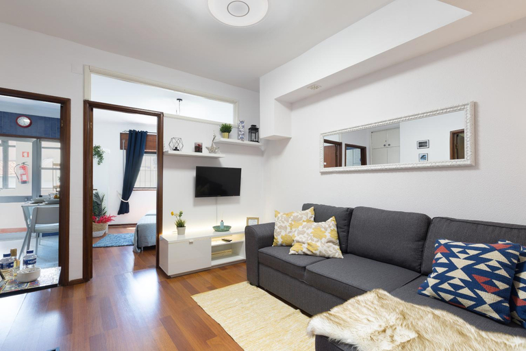 Others 4, Host Wise - Comfy Bright Flats with Netflix, Porto