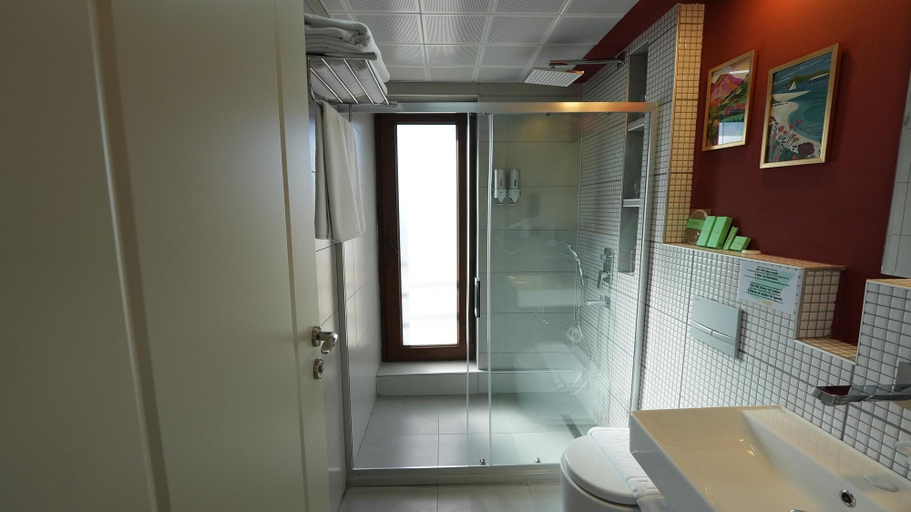 Bathroom 4, Cartier Luxury Otel, Merkez