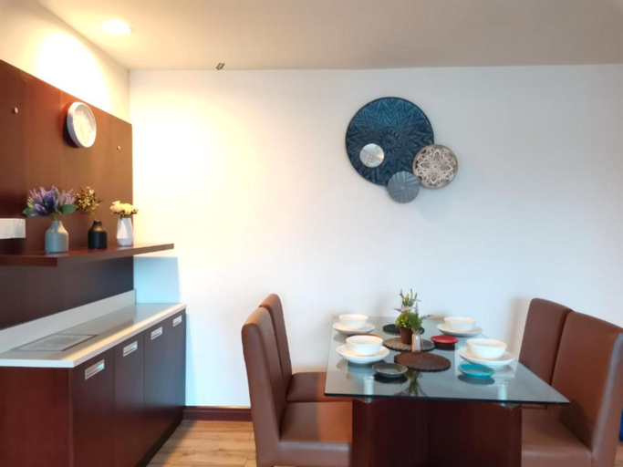 Dining Room 19