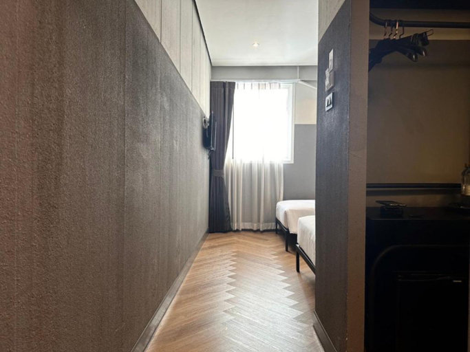 Bedroom 3, Talakkia hotel, Bang Rak