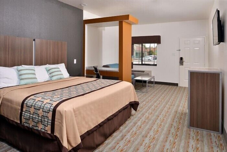 Bedroom 5, Scottish Inn & Suites, Montgomery
