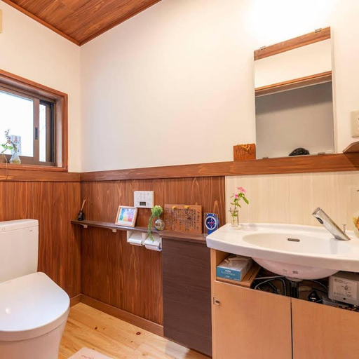 Bathroom 2, 体験型農家民泊「お陽さまと風」, Bungo-ōno