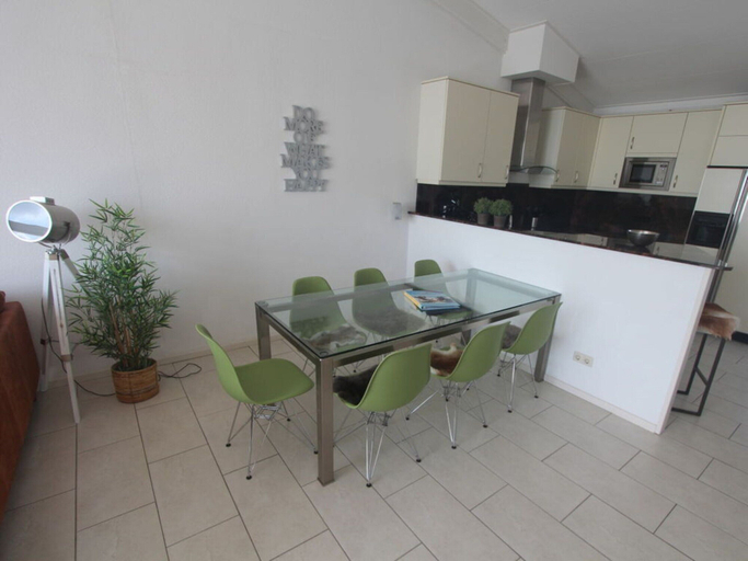 Private kitchen 4, Dijkvilla on the Ijsselmeer