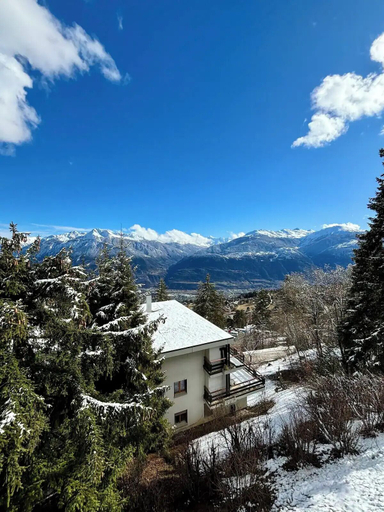 Exterior & Views 2, Vue imprenable sur les Alpes, Sierre