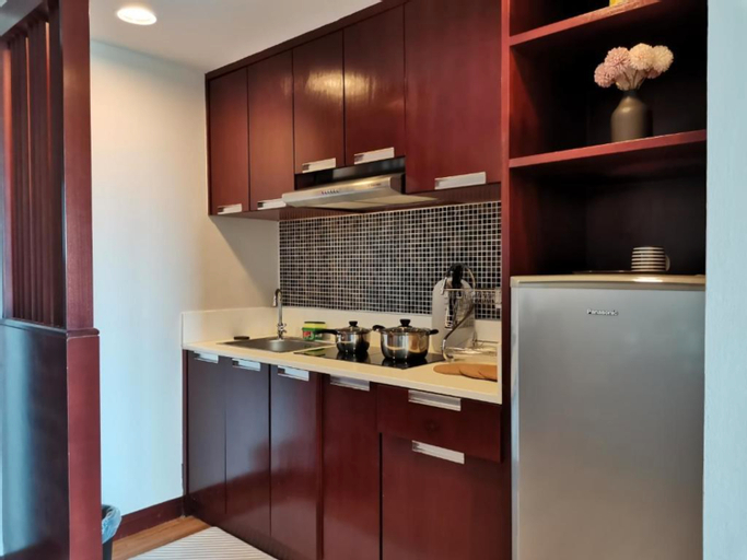 Dining Room 18
