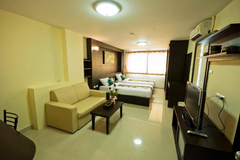 Bedroom 12