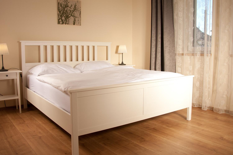 Bedroom 2, Sabines Apartments Ferienwohnungen, Neusiedl am See