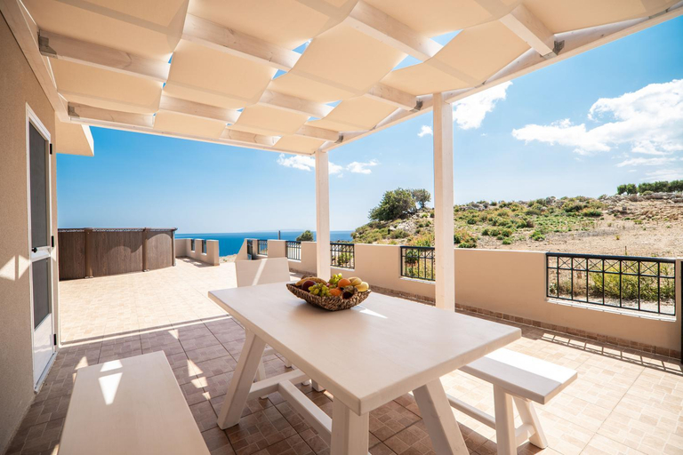 5, Serenitas, family house with great views, Crete