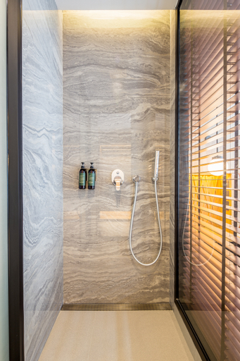 Bathroom 4