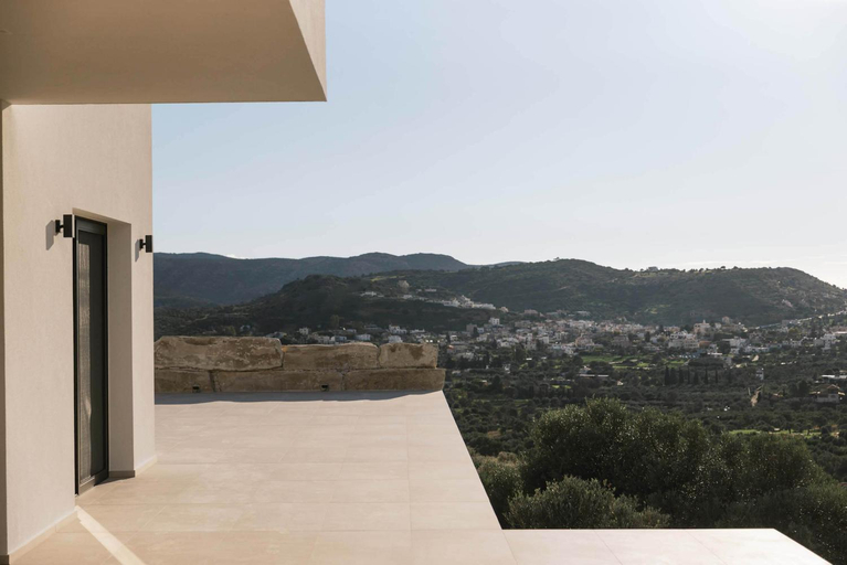 Others 4, Benessere, Faistos