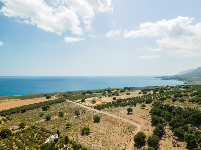 3, Serenitas, family house with great views, Crete